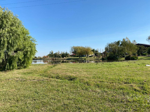 Lote En Solares De Carcaraña Oliveros - Fondo Al Lago / Ideal Fin De Semana