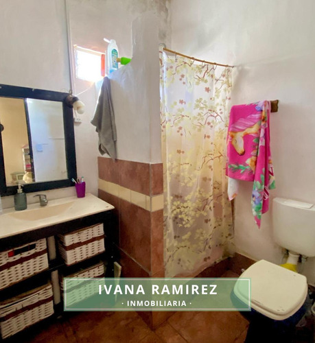 Se Venden Dos Casas Con Local Comercial - Luján