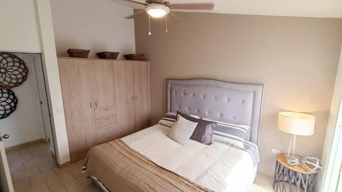 Casa En Venta Con Recamara En Planta Baja, Infonavit, Fovissste