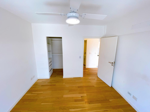 Departamento Con Cochera En Venta En Venice, Tigre.