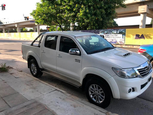 Toyota Hilux 4x2 Srv 2015