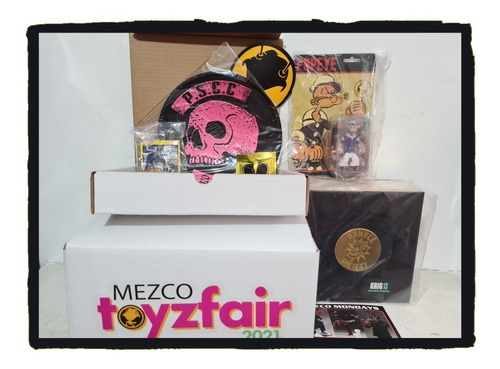 One:12 Collective Mezco Toyz Fair 2021: Exclusive Toyz Chest