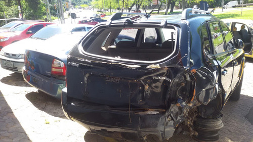 Imagem 4 de 8 de Sucata De Hyundai Tucson 2.0 Aut. - Motor Câmbio Peças Aces.