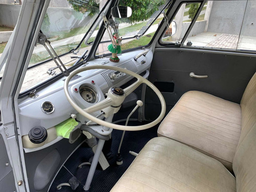 Imagem 6 de 15 de Volkswagen Kombi