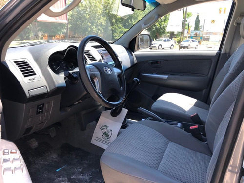 Toyota Hilux 2.5 Cd Dx Pack 120cv 4x4 - C3 2016