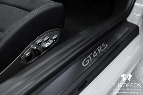 Porsche Gt4 Rs Weissach