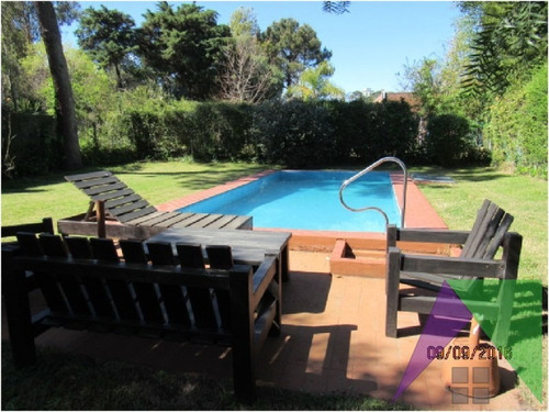 Chalet Ideal Para Vivir Todo El Año Punta Del Este- Ref: 28891