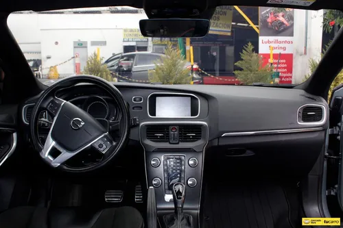 Volvo V40 2.0 T4 R-Desing Turbo