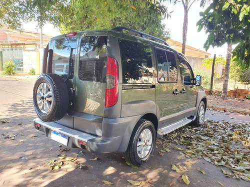 Imagem 4 de 8 de Fiat Doblò 1.8 Mpi Adventure 16v Flex 4p Manual