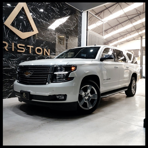 Imagen 2 de 12 de Chevrolet Suburban Ltz 2015