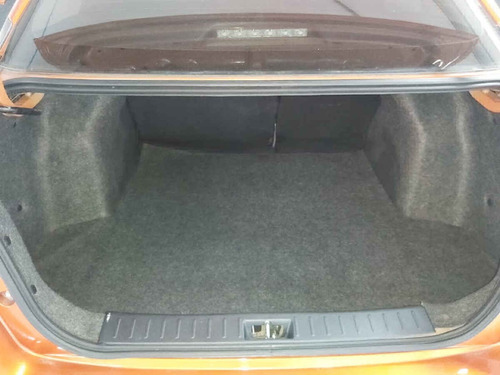 Imagen 15 de 15 de Nissan Versa 2020 4p Sense L4/1.6 Aut