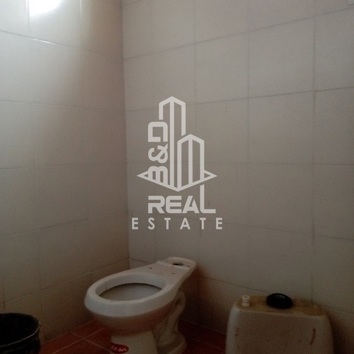 Local En Alquiler Casco Central/ Charallave.