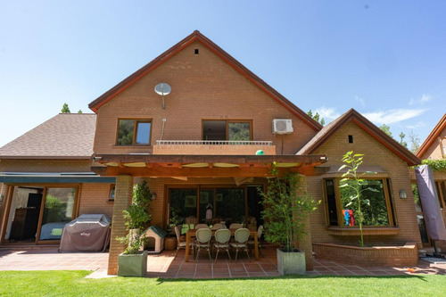 Vendo Casa En Condominio, Los Trapenses
