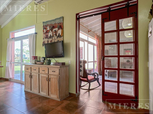 Venta - Apta Credito - Casa En El Barrio San Francisco De Villanueva.