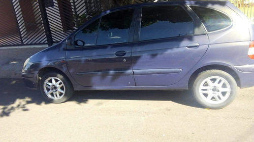Renault Scenic 2003 1.6 16v Rxe 5p