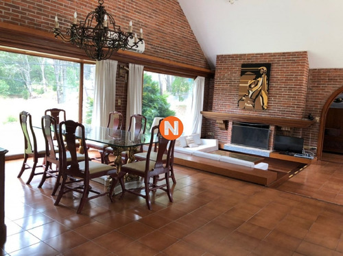 Casa En Venta Y Alquiler, Lugano, Punta Del Este, 4 Dormitorios.- Ref: 206135