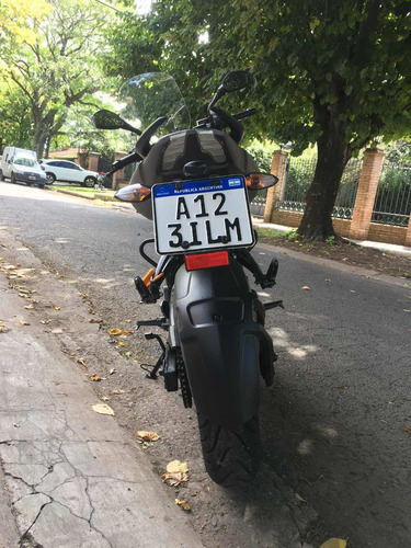 Bajaj Rouser 200