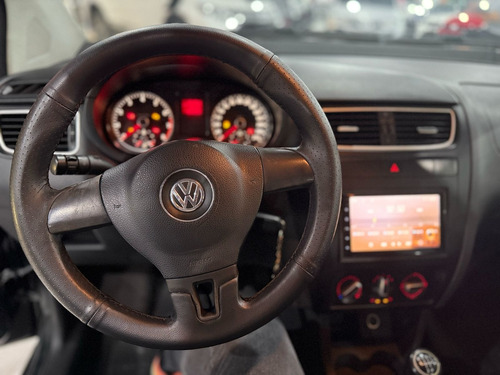 Volkswagen Fox 1.6 Vht Total Flex 5p