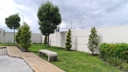 Imagen 25 de 28 de Casa En Venta Villas Toscana Iii