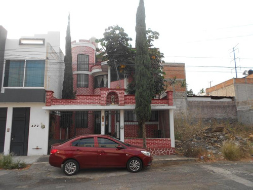 Casas En Venta En Morelia Fracc. Nicolaitas Ilustres