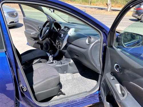 Imagen 11 de 14 de Nissan Versa