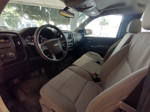 Imagen 11 de 13 de Chevrolet Silverado 2018 4.3 V6 1500 Ls Cabina Regular At