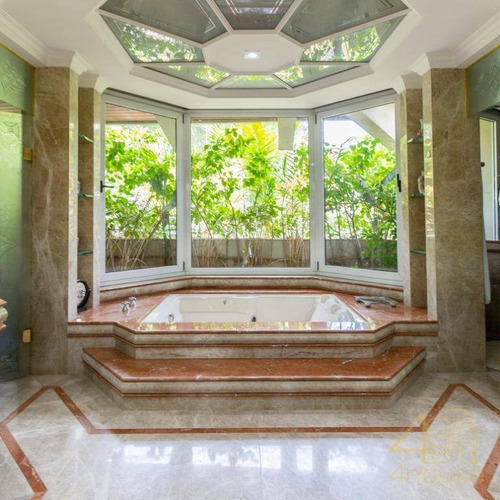 Imagem 16 de 28 de Casa À Venda Na Rua Cordisburgo No Morumbi. 850 M², Piscina, Área Gourmet, 4 Suítes E 6 Vagas. Vista Para Praça Vinícius De Moraes. - Ca0571