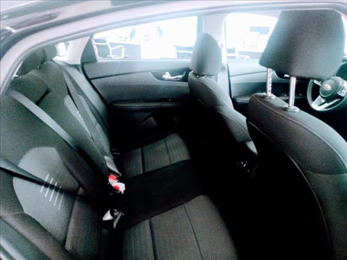 Imagem 9 de 10 de Kia Cerato 2.0 16v Ex