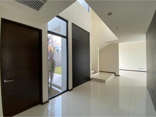 Imagen 3 de 12 de Casa Sola En Venta Residencial Y Club De Golf La Herradura