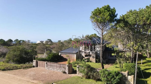 Casa En Venta En Arenas De Jose Ignacio