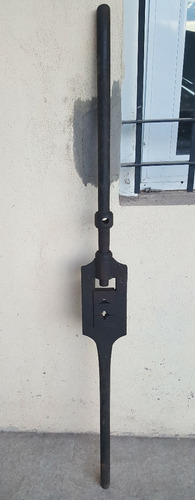 Antigua Herramienta Hierro Fundición Terraja Rosca 123 Cm (Usado)