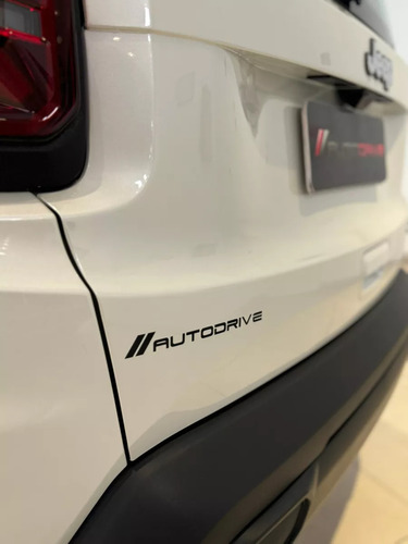 Jeep Renegade 1.8 Sport At6