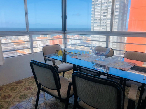 Hermosa Vista En Apartamento De Dos Dormitorios!- Ref: 2387