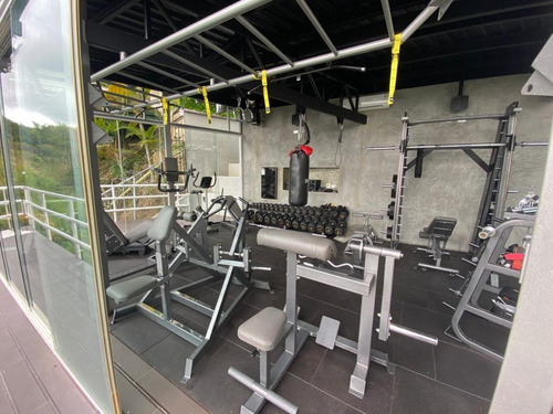 Imagen 13 de 15 de Se Vende Casa 465m2 4h+s/3.5b+s/2p Oripoto 1482