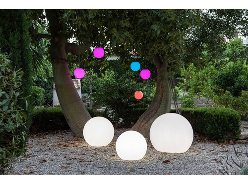 Lampara Esférica Solar Para Exterior Buly 60 Cm Led Colores Estructura Blanco