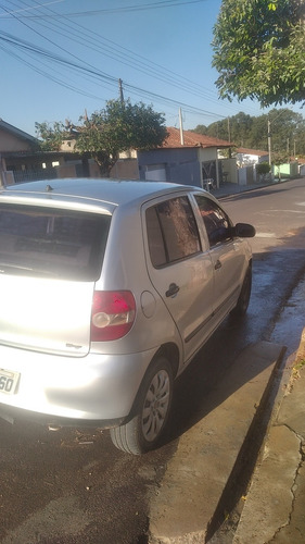 Imagem 2 de 8 de Volkswagen Fox 2006 1.0 Plus Total Flex 5p