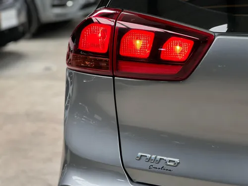 Kia Niro 1.6 Hibrido EMOTION