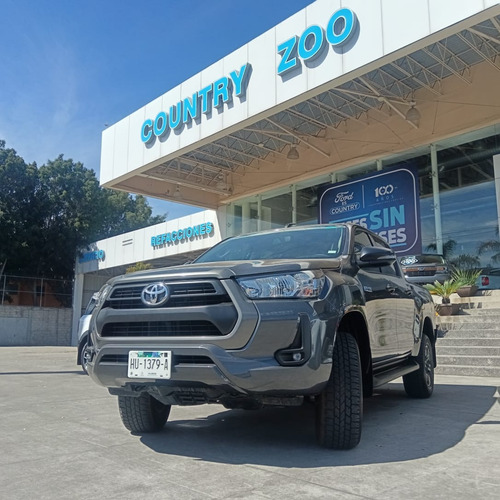 Toyota Hilux 2.7 Cabina Doble Sr Mt