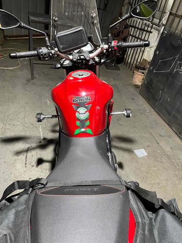 Imagen 15 de 16 de Benelli Tnt 300