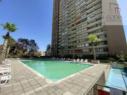 Departamento En Arriendo De 2 Dorm. En Recoleta