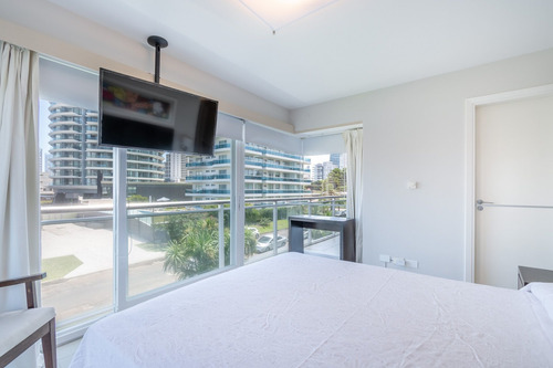 Venta Departamento 3 Domitorios En Playa Brava