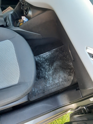 Imagen 9 de 13 de Peugeot 208 2014 1.5 Active