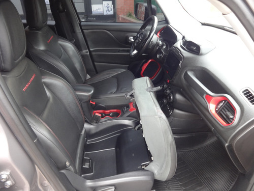 Jeep Renegade 4x4 Trailhawk 2.0 At { Excelente Estado }
