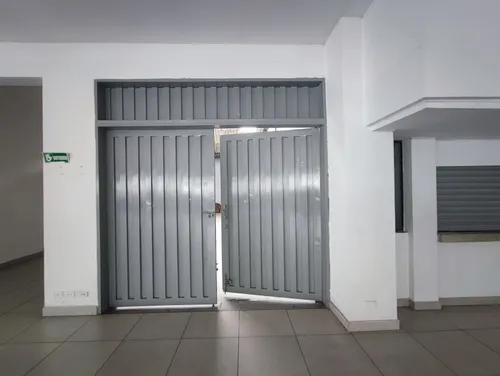 Bodega En Arriendo 1.300m2 Poblado