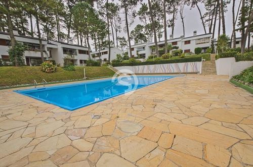 Alquiler Casa En Jose Ignacio- Ref: 139