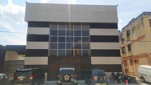 Aa Local Comercial En Venta Urb. La Alegria Av Bolivar