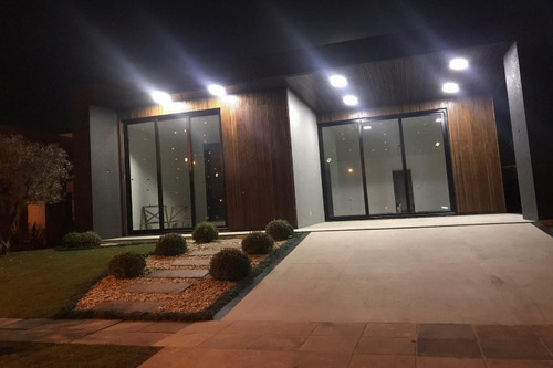 Imagem 1 de 5 de Casa À Venda Em Xangri-lá - Ca01126 - 68099298