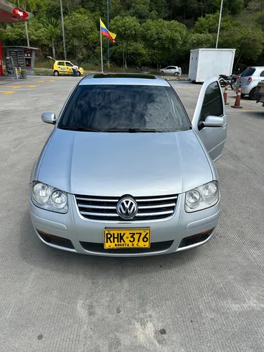 Jetta Modelo 2011, Automático - Triptonico