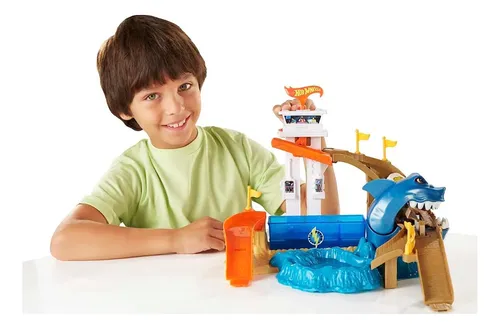 Pista hot wheels sale batalla en playa tiburon