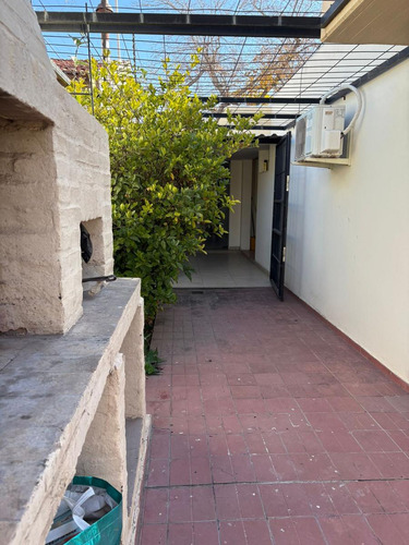 Casa En Venta En Godoy Cruz
